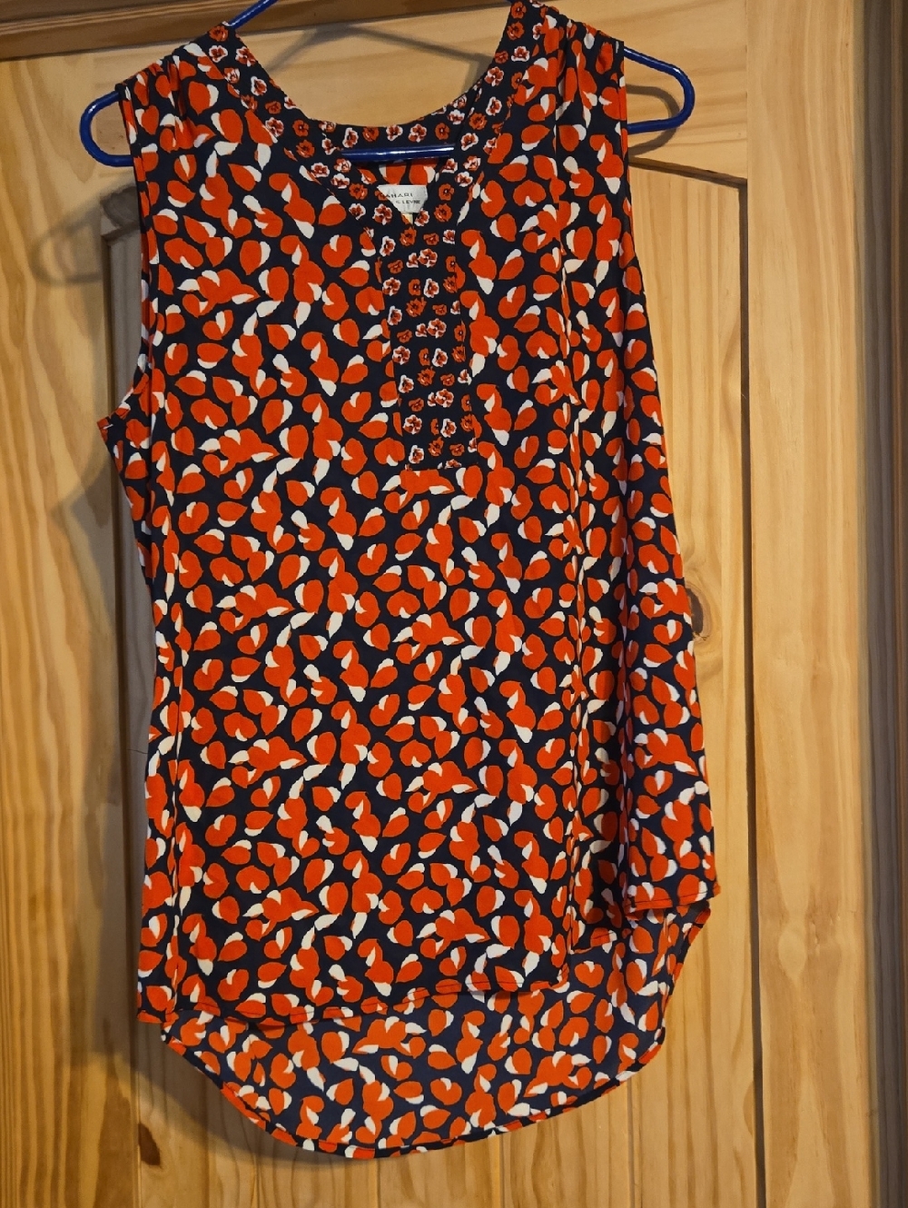 Tahari ASL Navy Sleeveless Blouse with Red and Cream Print